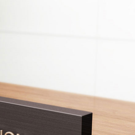 亞克力標識標牌設計：材質創新，亞克力標識標牌設計展現現代美感